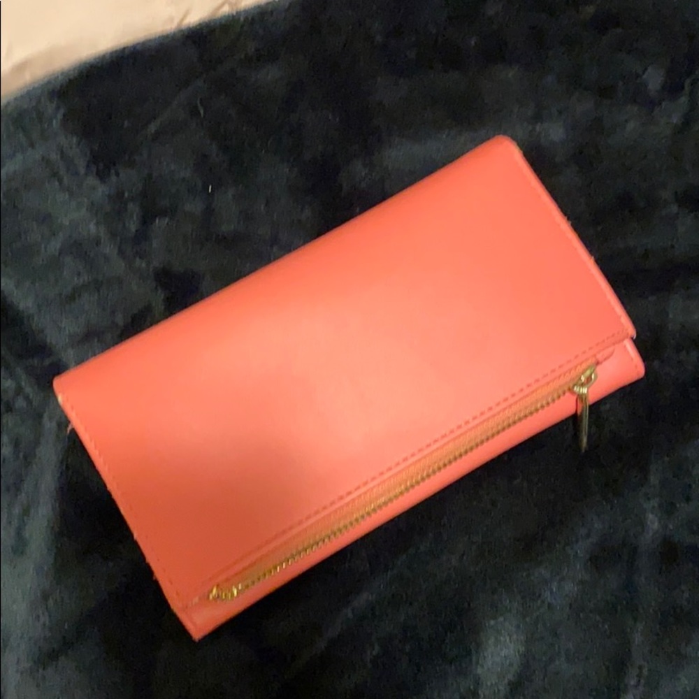 Coral wallet